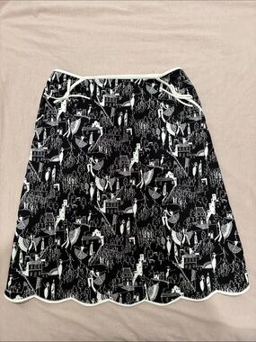 Element Black & White Scenic Scallop Hem Skirt